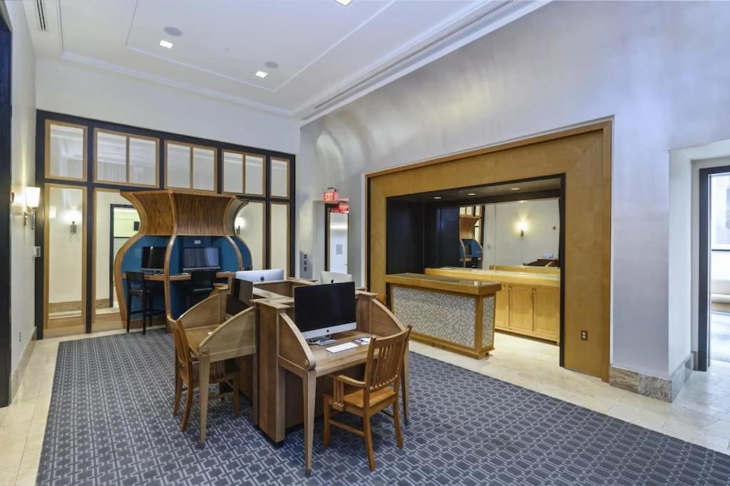 Condo With Gym And Pool In Pentagon City 8Min To Dca Arlington Exteriér fotografie